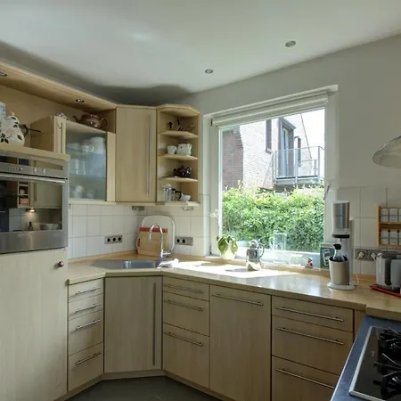 Holiday home Haus Tapken Mit Meerblick