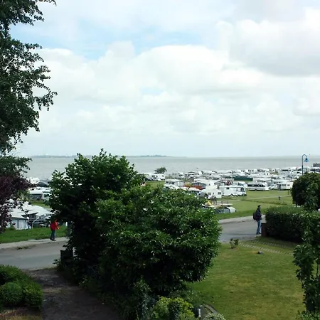 Haus Tapken Mit Meerblick Varel
